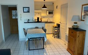 Appartement Centre Ville Pres Du Port Avec Parking Et Wifi
